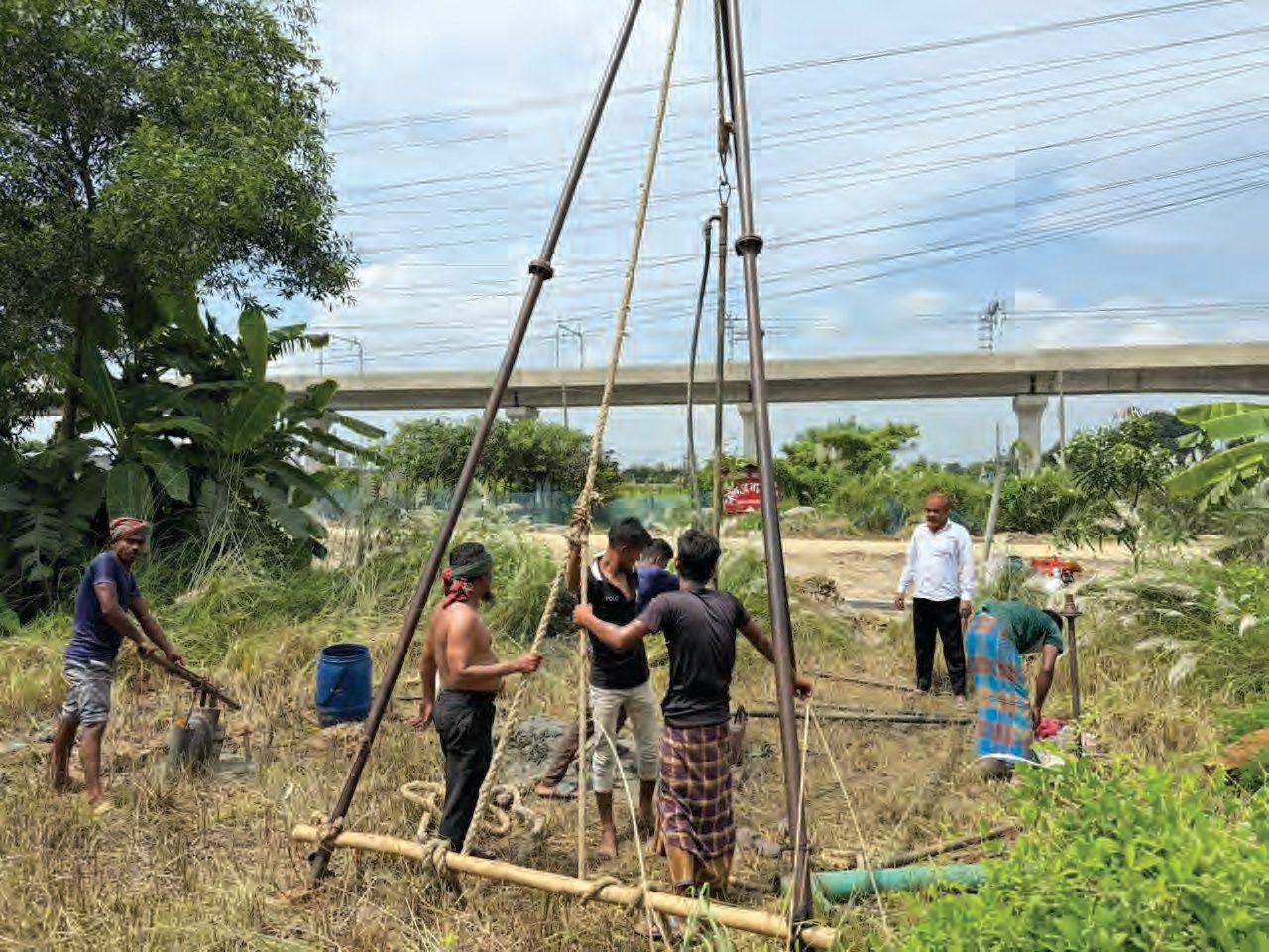 Soil-testing rig on site